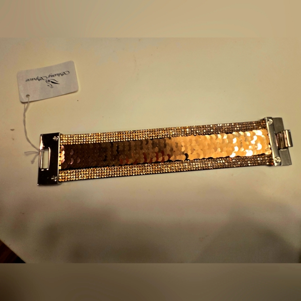 Bracelet avec strass doré